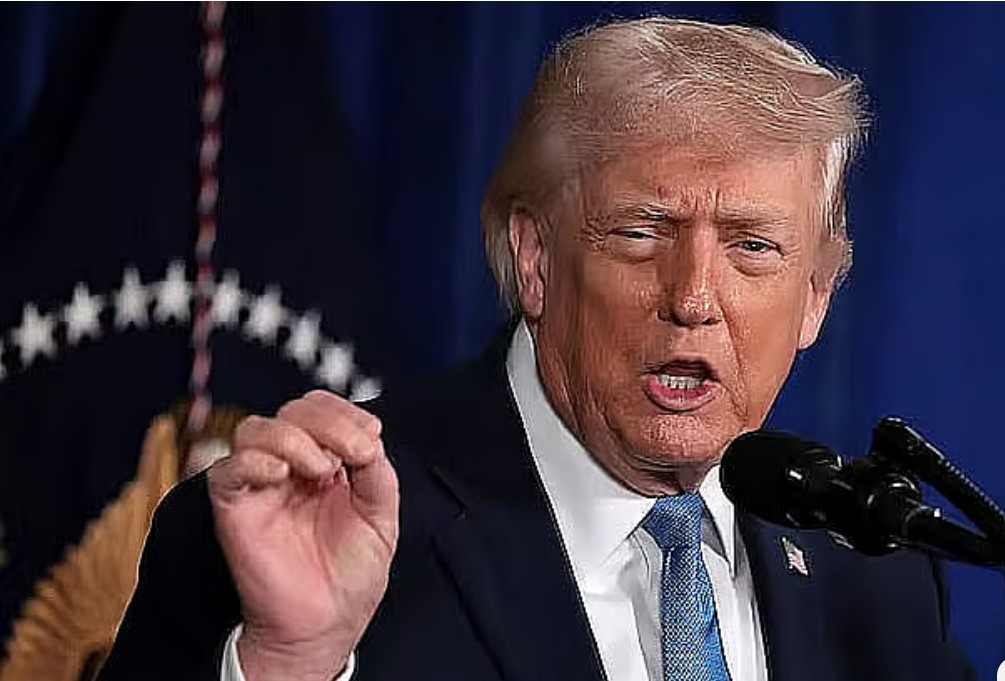 মার্কিন প্রেসিডেন্ট ডোনাল্ড ট্রাম্প