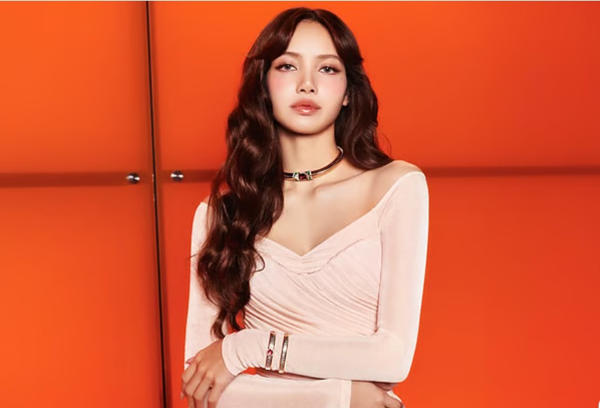 লিসাইনস্টাগ্রাম থেকে