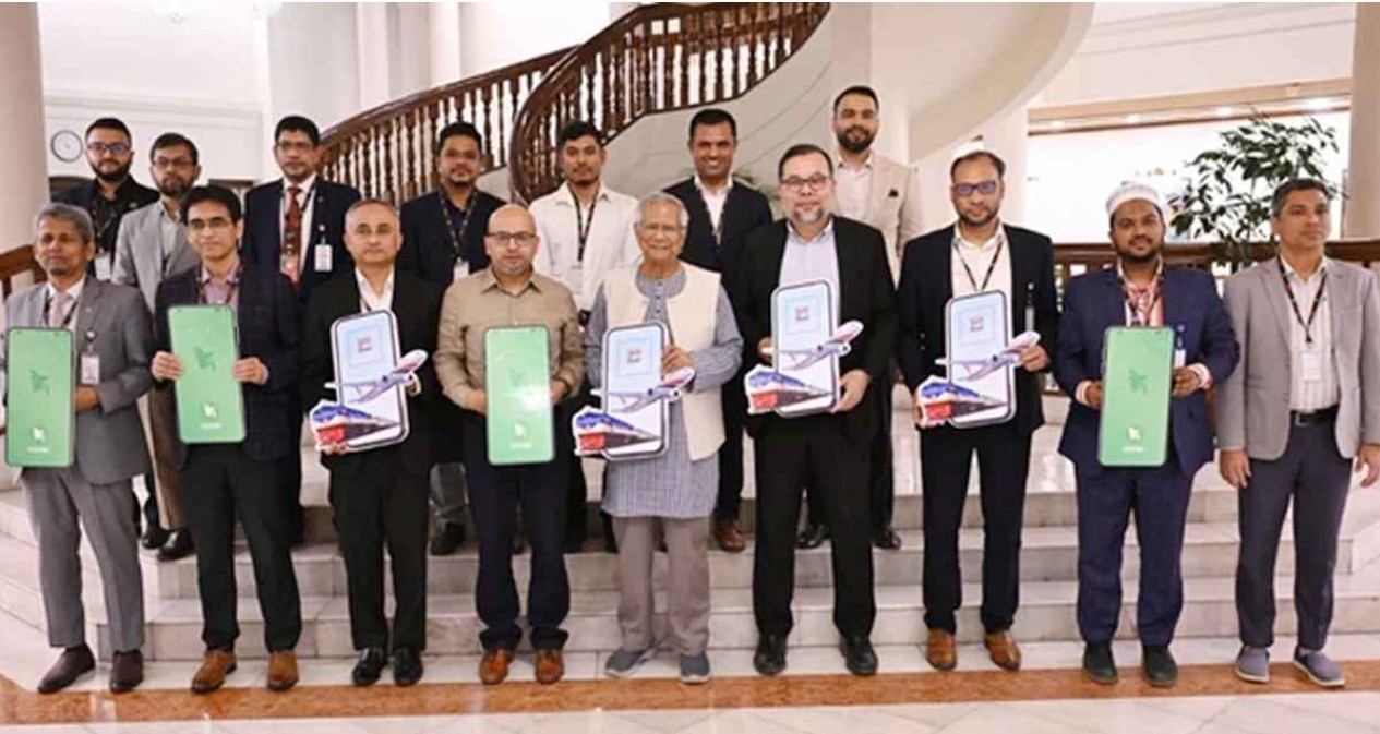 কেন্দ্রীয় অনলাইন টিকিটিং প্ল্যাটফর্ম ‘দ্রুত টিকেট’ চালু করেছে অন্তর্বর্তী সরকার।   