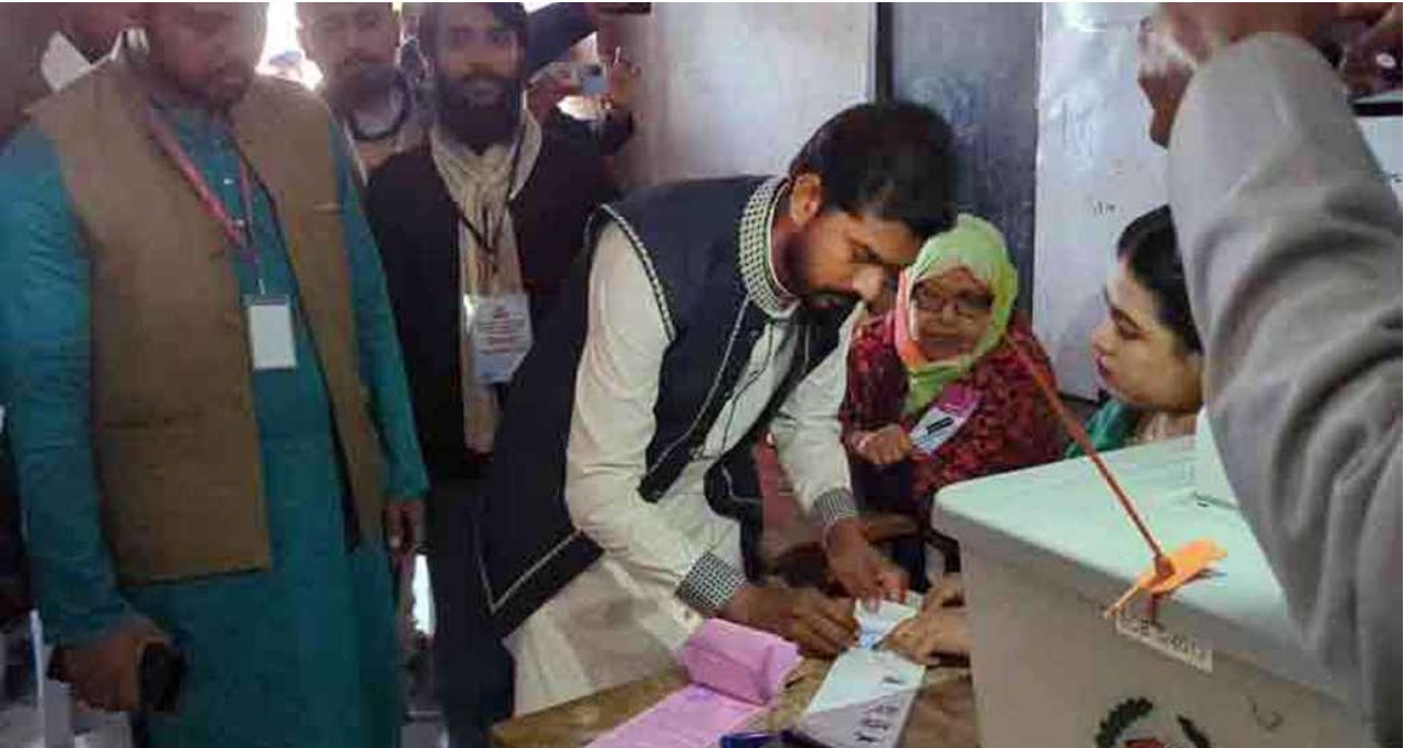 বিএনপি মনোনীত প্রার্থী ও ডাকসুর সাবেক ভিপি নুরুল হক নূর।