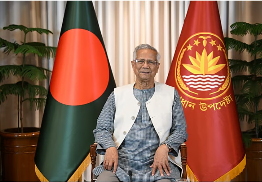 সোমবার রাতে জাতির উদ্দেশে বিদায়ী ভাষণ দেন প্রধান উপদেষ্টা অধ্যাপক মুহাম্মদ ইউনূসছবি: প্রধান উপদেষ্টার প্রেস উইং